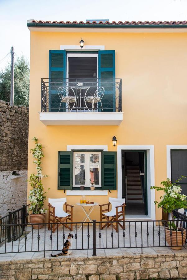 Maisonette Elena Longós Exterior photo